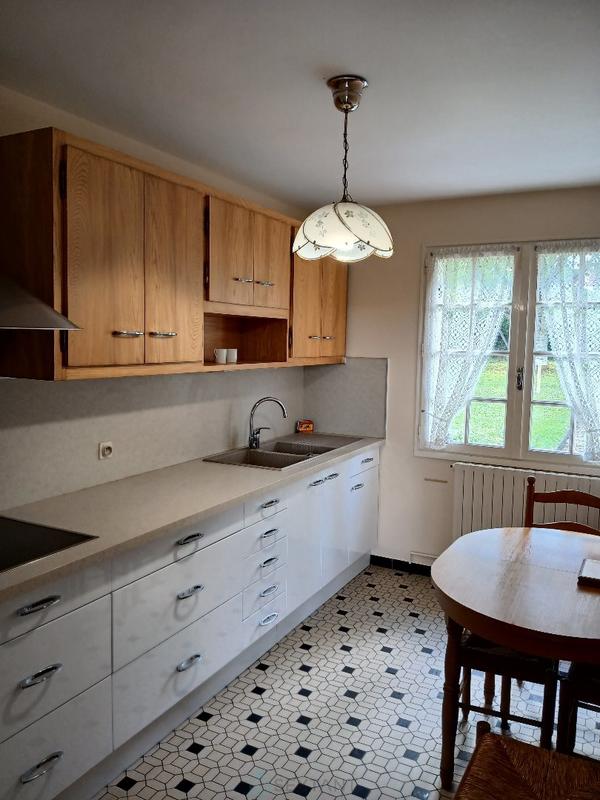 Maison - 98 m² - 6 pièces