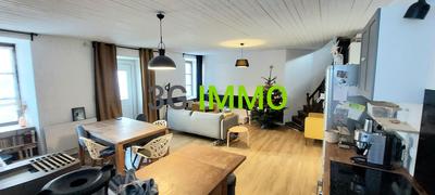 Maison - 80 m² - 5 pièces