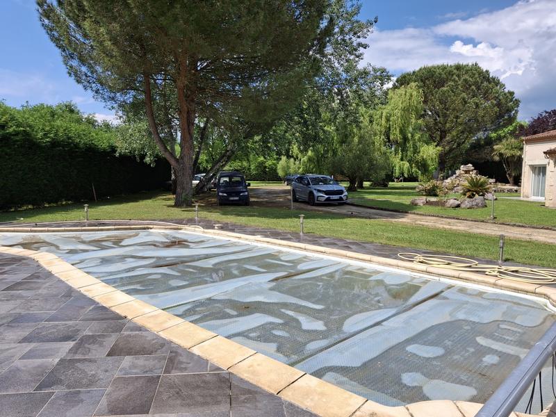 Maison traditionnelle - 170 m² - 9 pièces