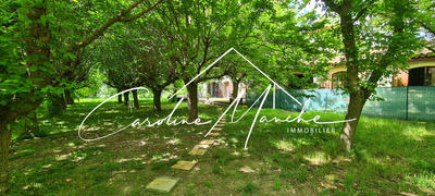 Propriété - 300 m² - 8 pièces