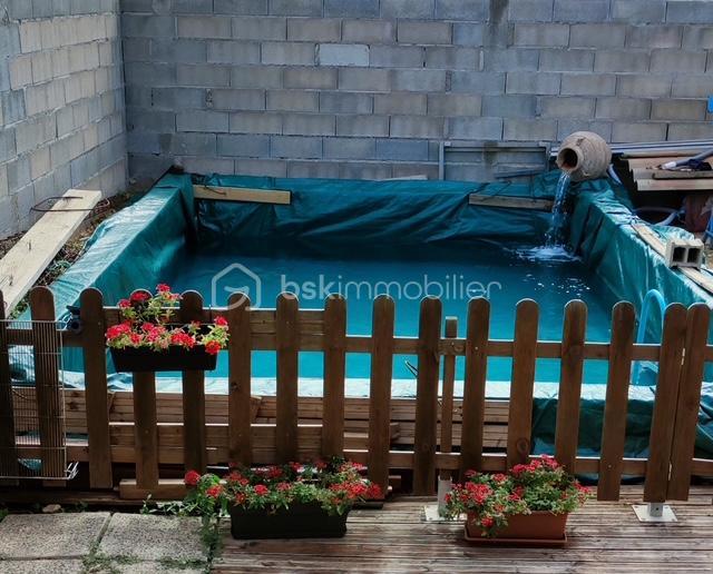 Maison - 96 m² - 4 pièces