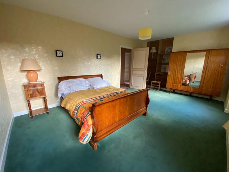 Maison - 306 m² - 8 pièces