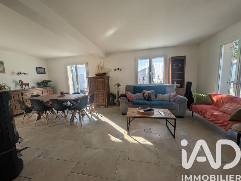 Maison - 96 m² - 5 pièces