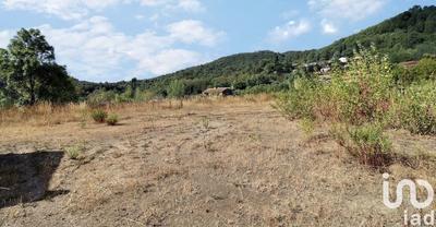 Terrain - 1 800 m²