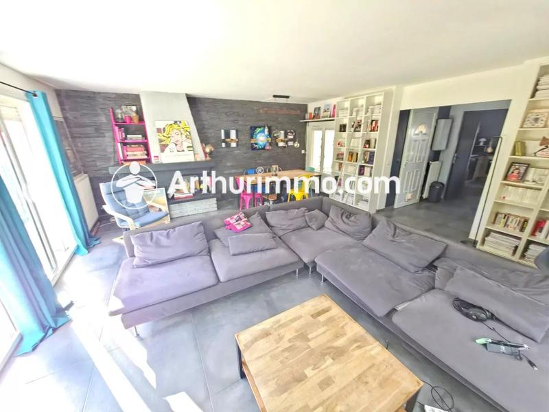 Maison - 105 m² - 5 pièces