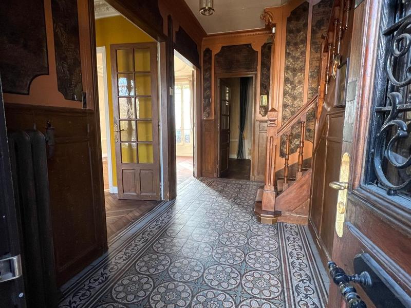 Maison - 190 m² - 7 pièces