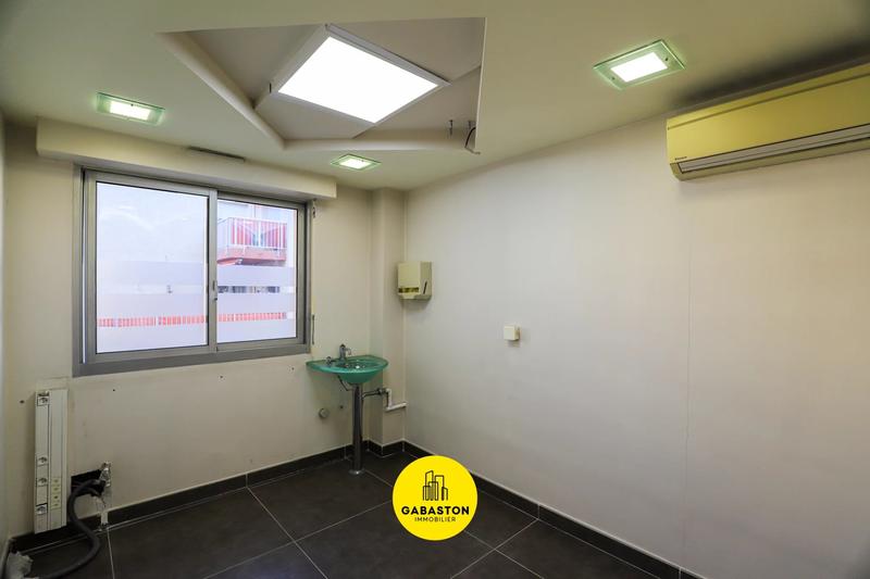 Appartement - 89 m² - 3 pièces