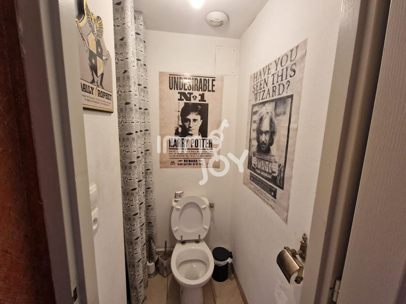 Immeuble - 170 m² - 8 pièces