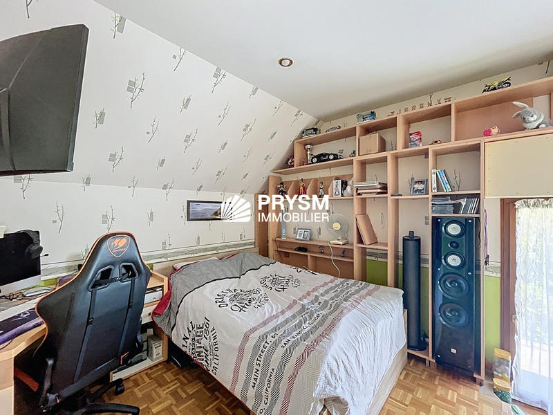 Maison - 200 m² - 6 pièces