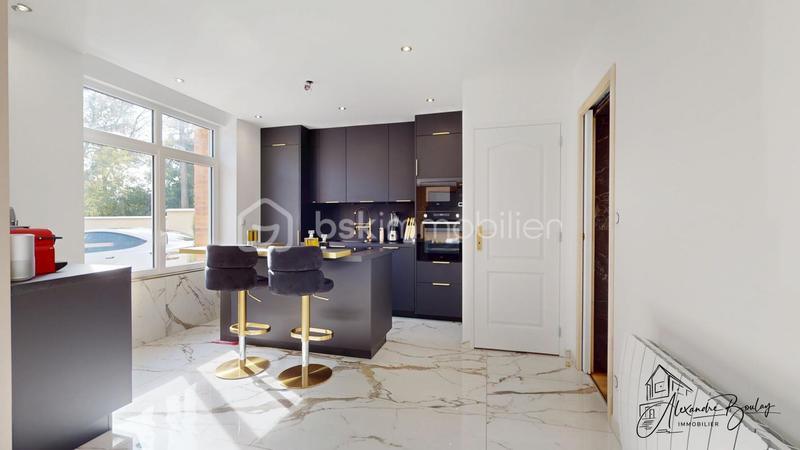 Maison traditionnelle - 110 m² - 6 pièces