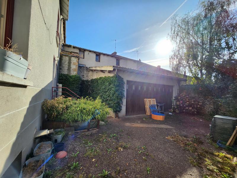 Maison - 176 m² - 9 pièces