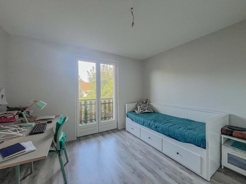 Maison - 105 m² - 4 pièces