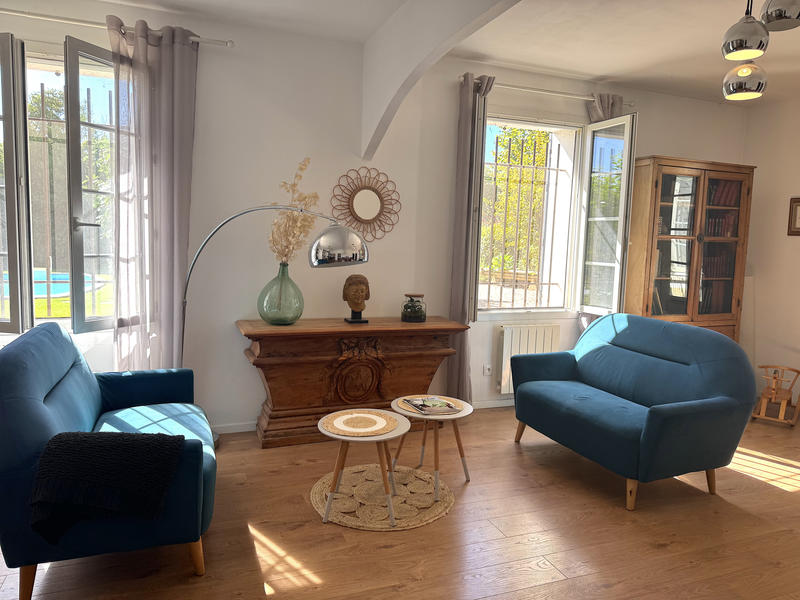 Mas - 225 m² - 10 pièces