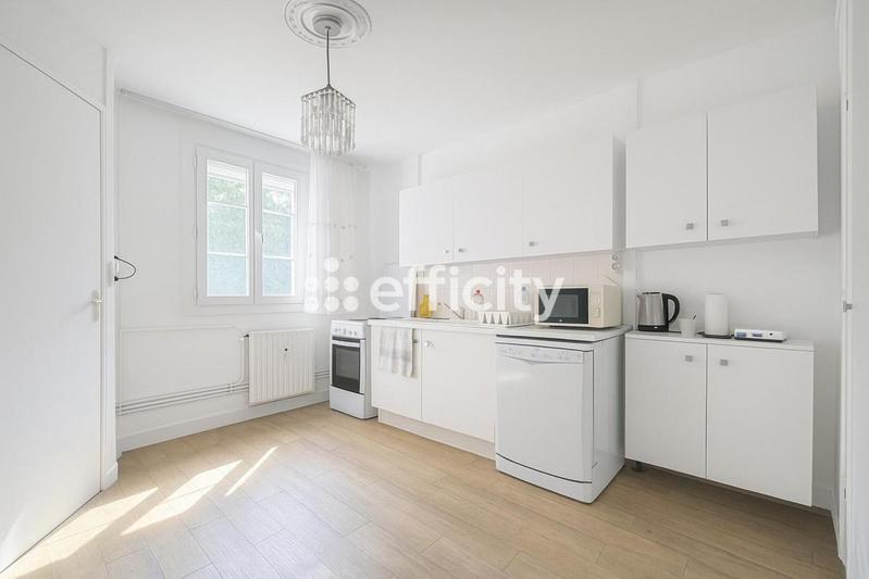 Appartement - 80 m² - 4 pièces