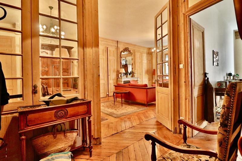 Appartement - 144 m² - 5 pièces