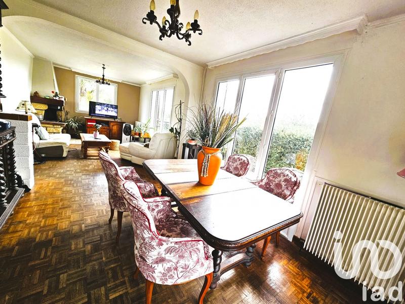 Maison - 170 m² - 9 pièces