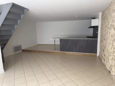 Maison - 92 m² - 5 pièces