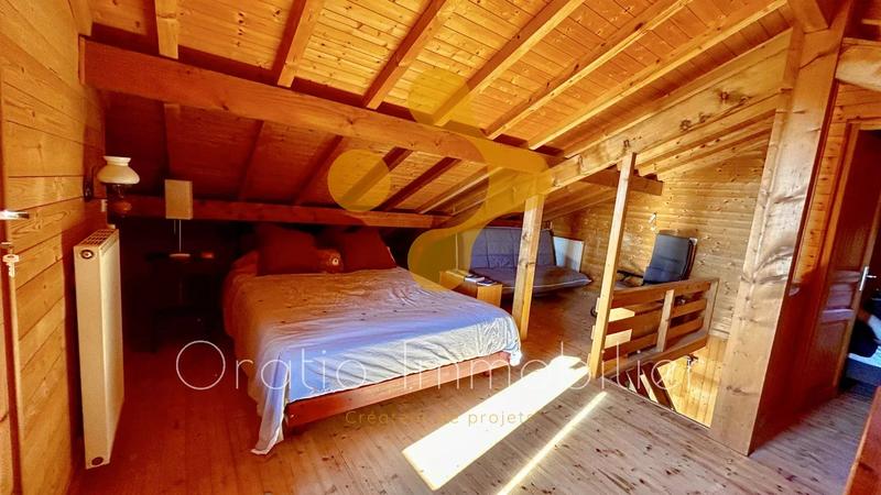 Maison - 104 m² - 4 pièces