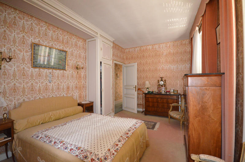 Maison bourgeoise - 400 m² - 17 pièces