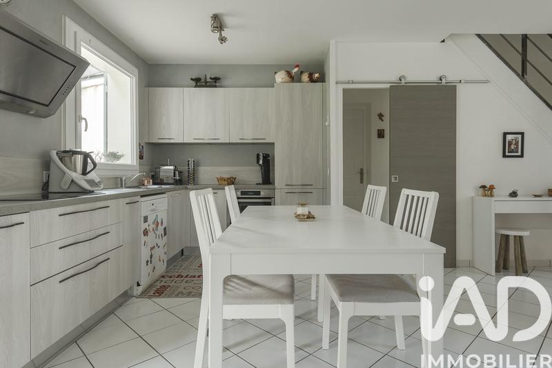 Maison - 88 m² - 5 pièces