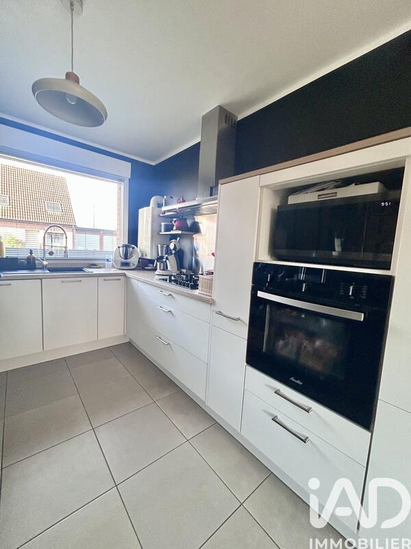 Maison - 81 m² - 4 pièces