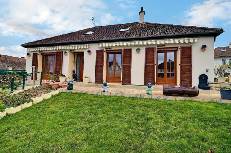 Maison - 120 m² - 6 pièces