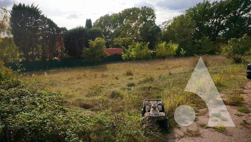 Terrain - 974 m²