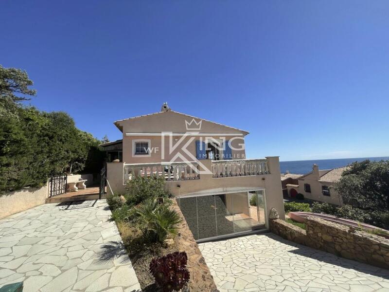 Villa - 212 m² - 6 pièces