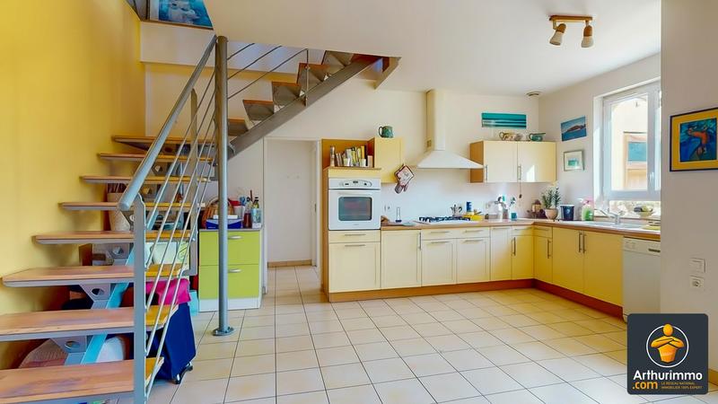 Maison - 85 m² - 4 pièces