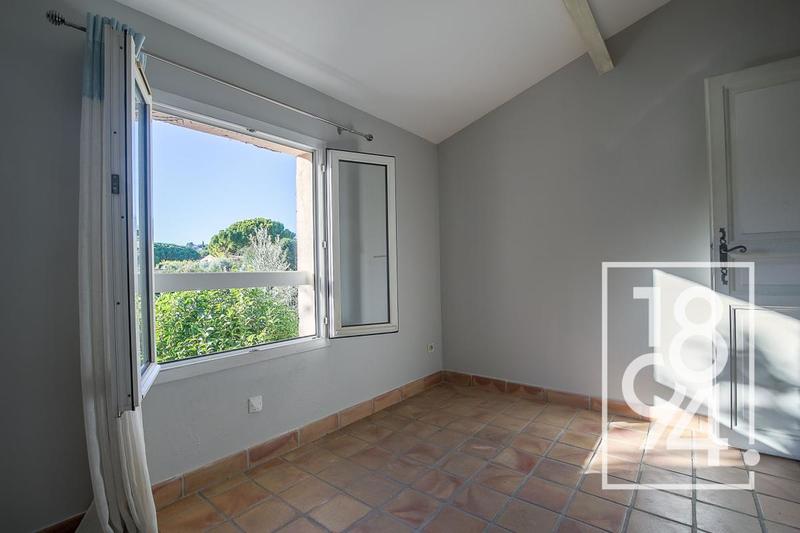 Villa - 100 m² - 4 pièces