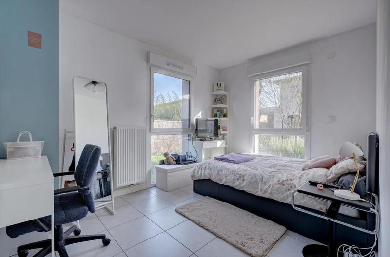 Appartement - 97 m² - 5 pièces