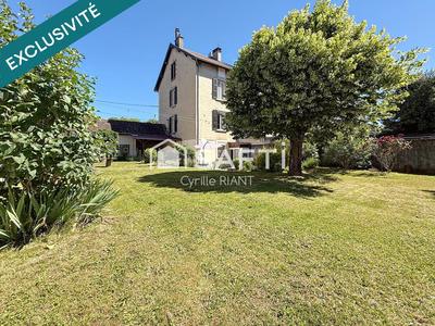 Maison - 162 m² - 7 pièces