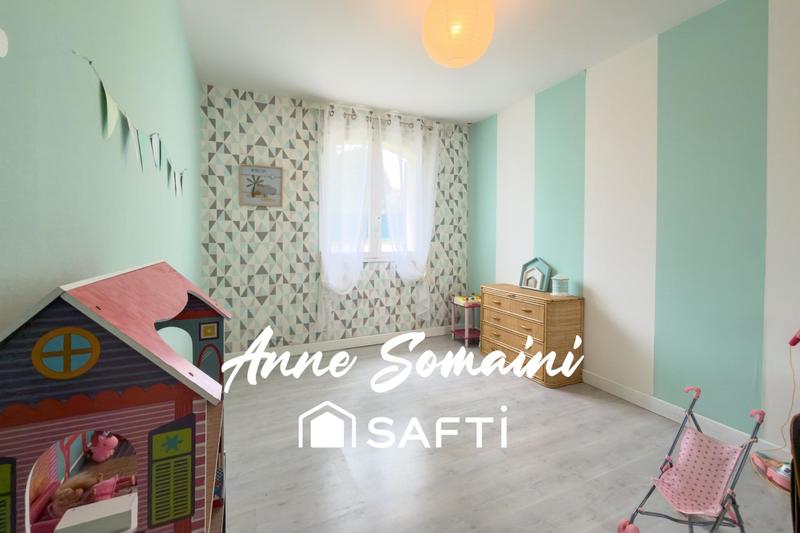 Maison - 214 m² - 7 pièces