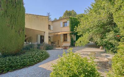 Maison - 162 m² - 5 pièces