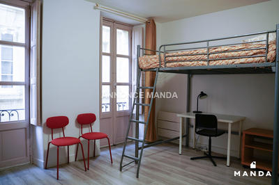 Studio - 27 m² - 1 pièce