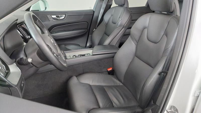 Volvo Xc60 Recharge T6 350 Gt 8 Plus Style Chrome