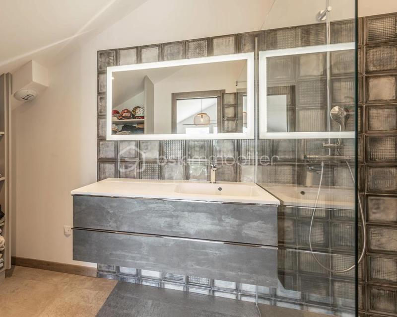 Maison d'architecte - 269 m² - 9 pièces