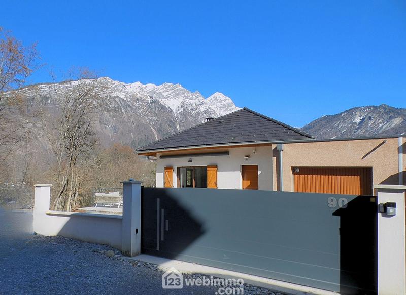 Maison - 96 m² - 4 pièces