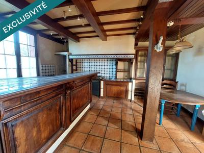 Maison - 171 m² - 7 pièces