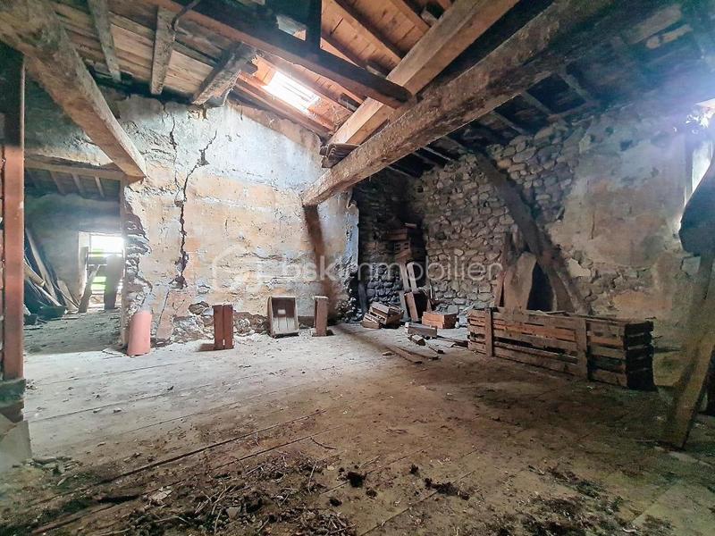 Maison de village - 200 m² - 10 pièces