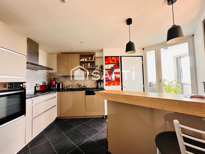 Appartement - 91 m² - 4 pièces