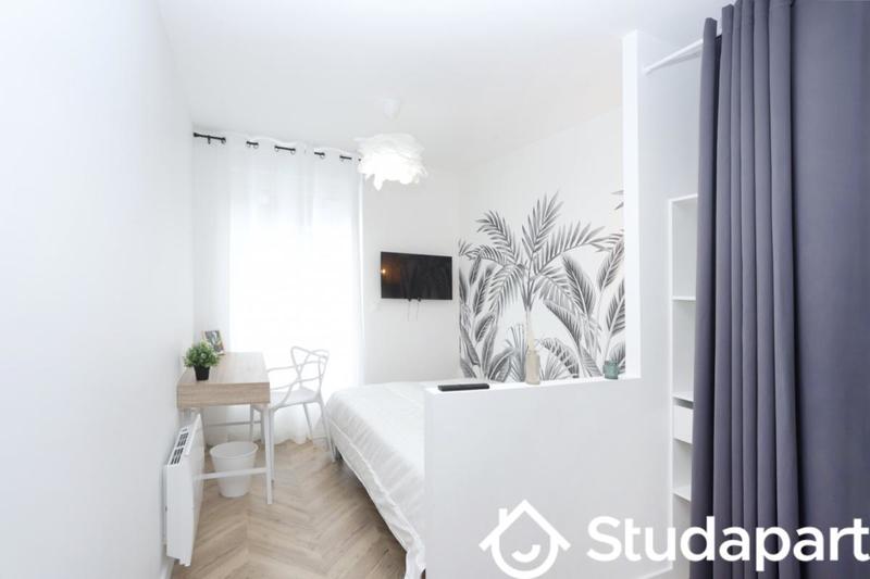 Chambre - 9 m² - 1 pièce