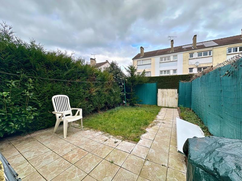 Maison - 96 m² - 5 pièces