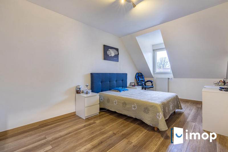 Maison - 96 m² - 4 pièces