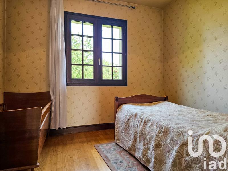 Maison - 214 m² - 6 pièces