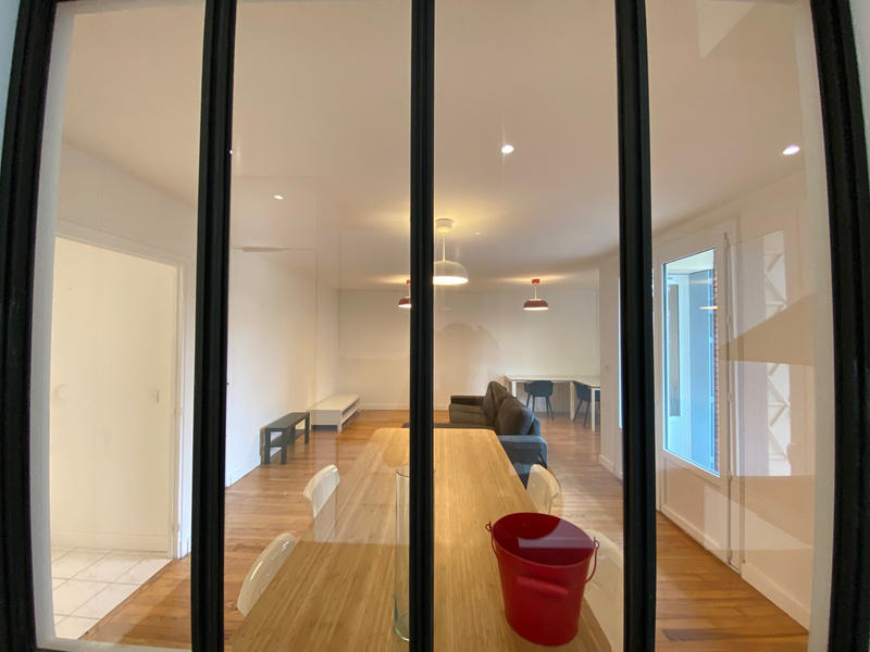 Appartement - 85 m² - 3 pièces