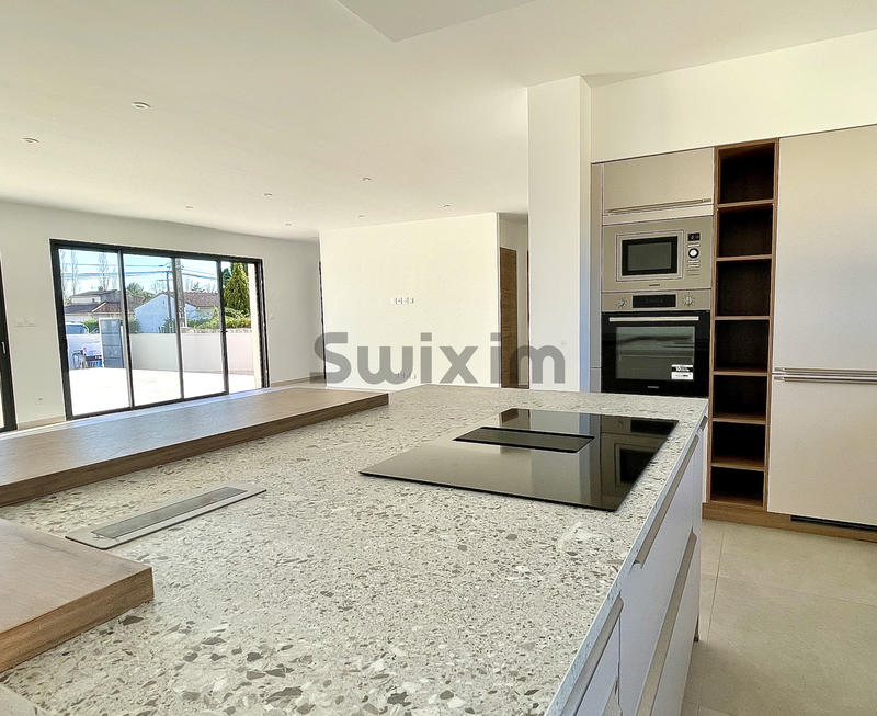 Villa - 154 m² - 6 pièces