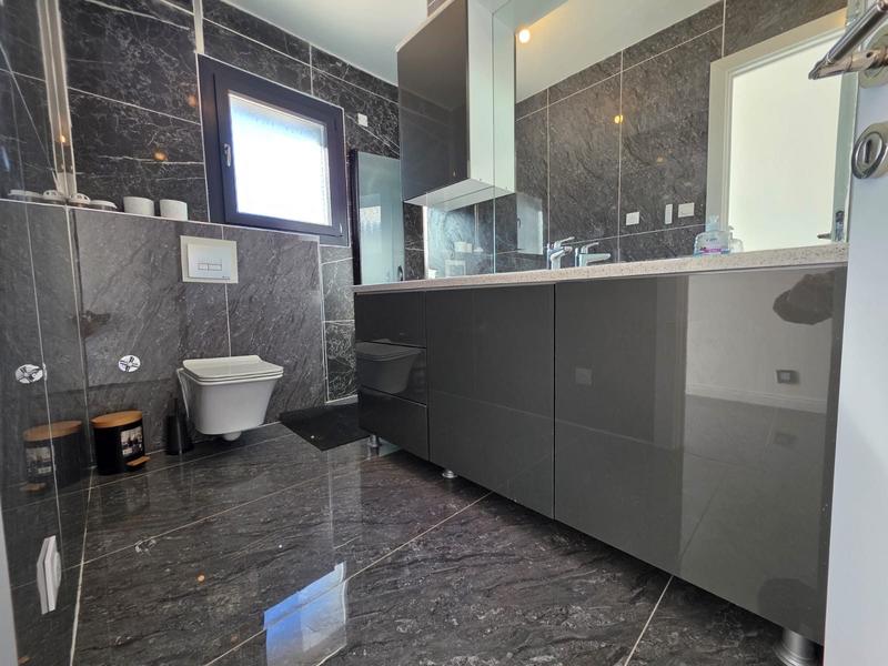 Maison contemporaine - 140 m² - 6 pièces