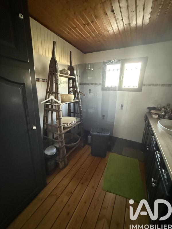 Maison - 190 m² - 9 pièces