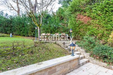 Maison - 180 m² - 6 pièces